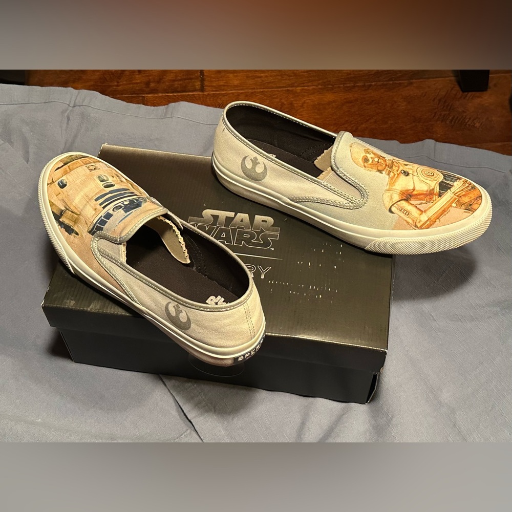 Sperry Star Wars C-3PO and R2-D2 Sneakers - Picture 3 of 4
